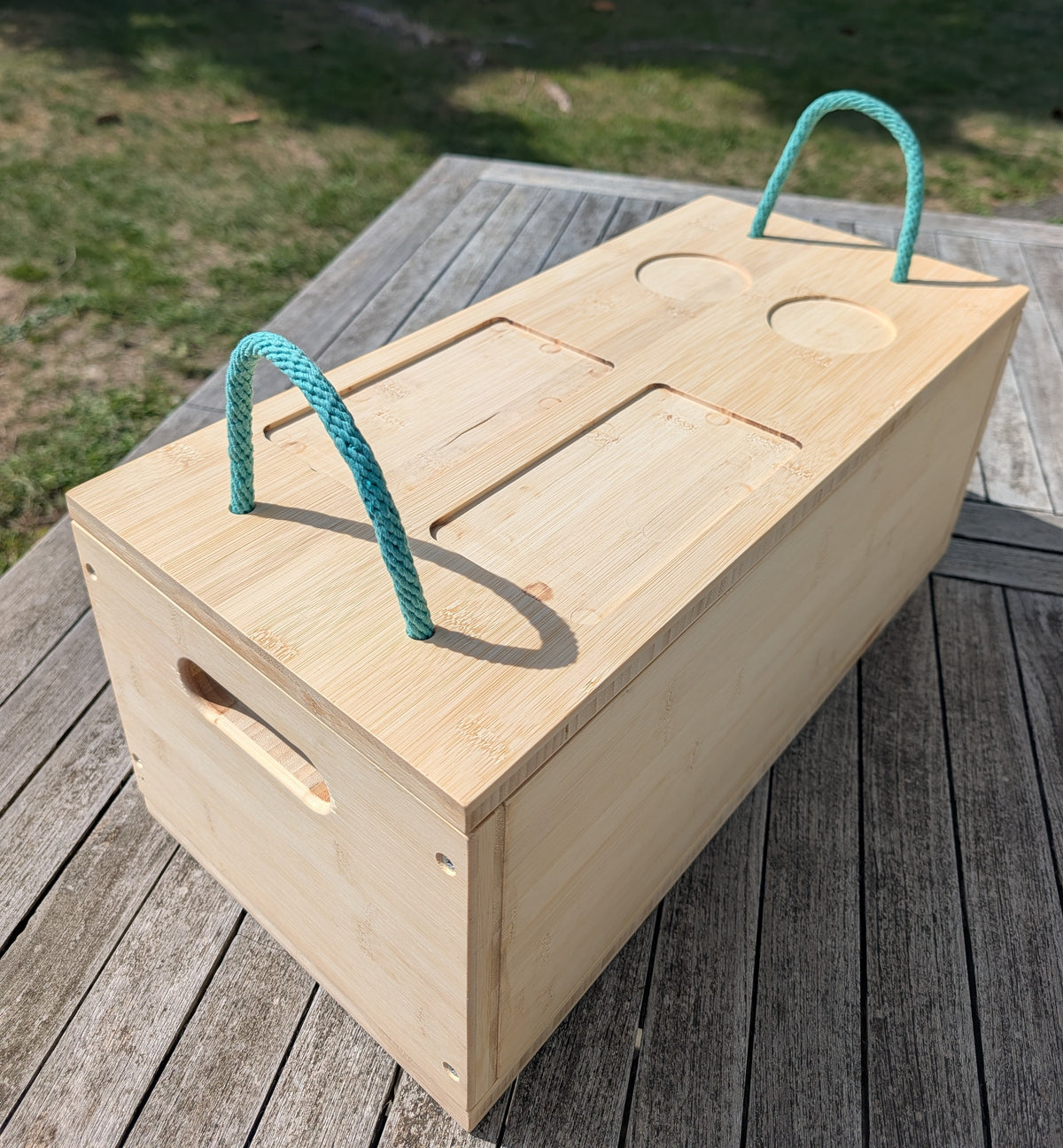 Multifunktionale Bambus-Staubox mit Organizer-Deckel - Passgenau für VW T6 California Ocean