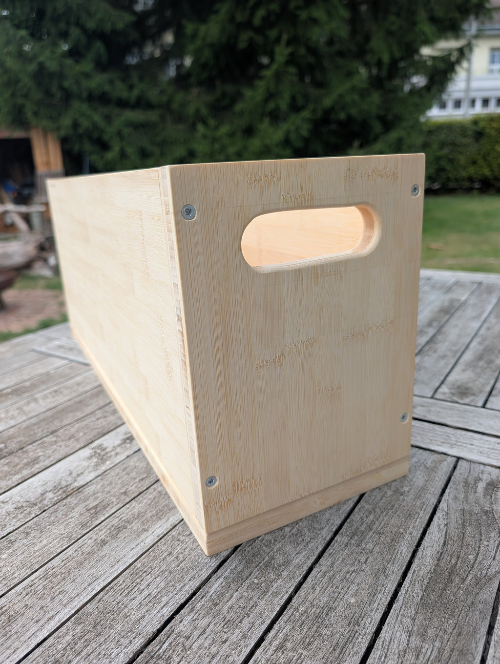 Bambus-Staubox "Nischenwunder" – Passgenau für VW T6 California Ocean